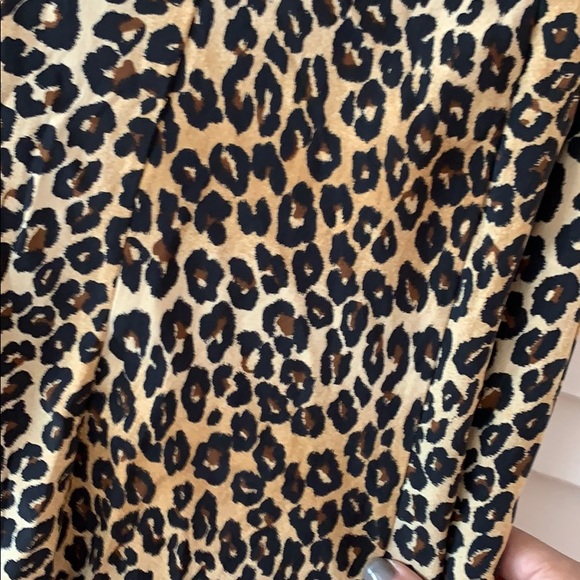 Michael Kors Cheetah Print Skirt, Size 2 - Picture 6 of 6
